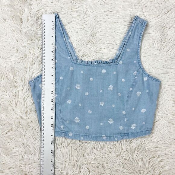 Altar’d State Tencel Chambray Daisy Top M - Picture 5 of 8